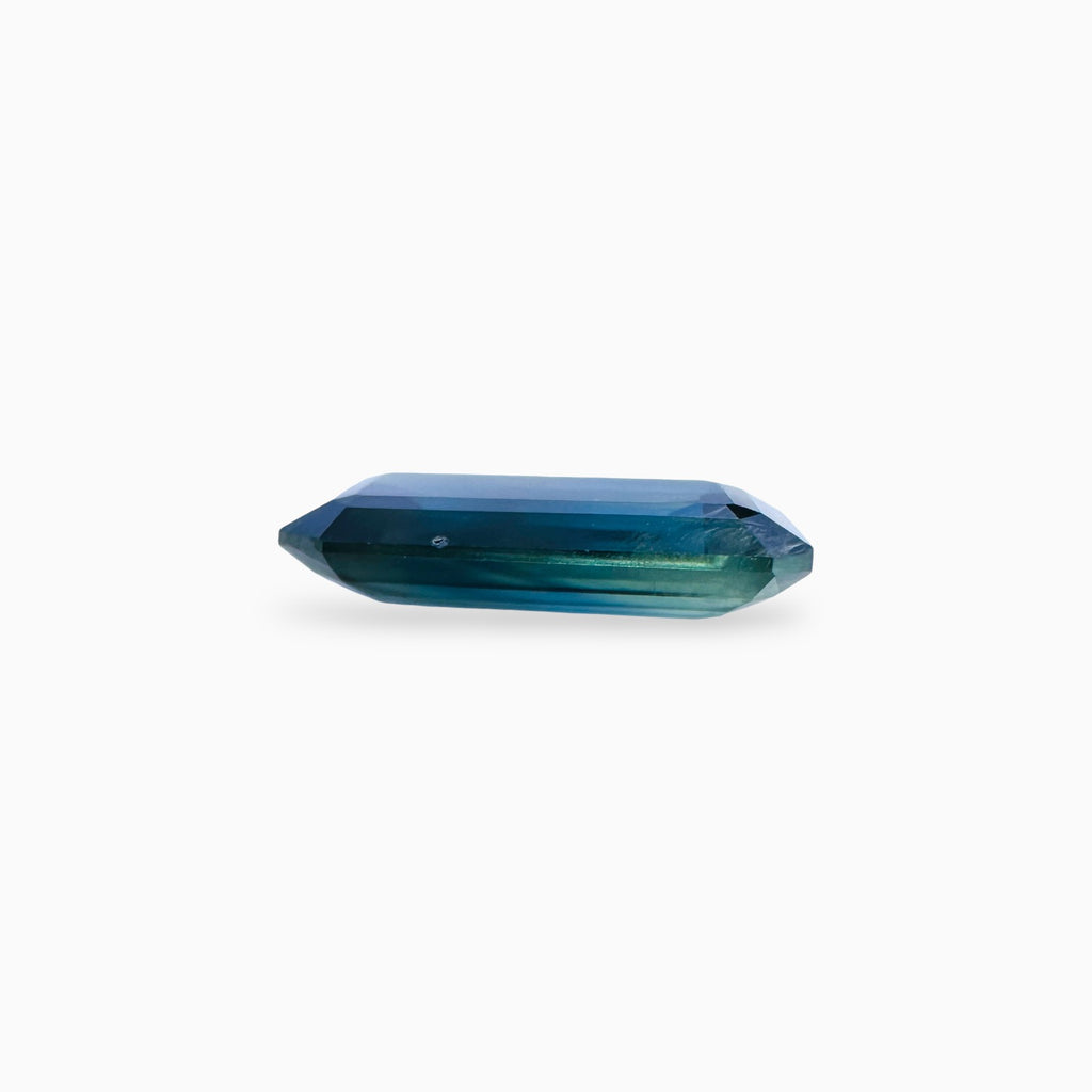 BI Color Sapphire Stone 4.74 Carats 13x8.6 mm