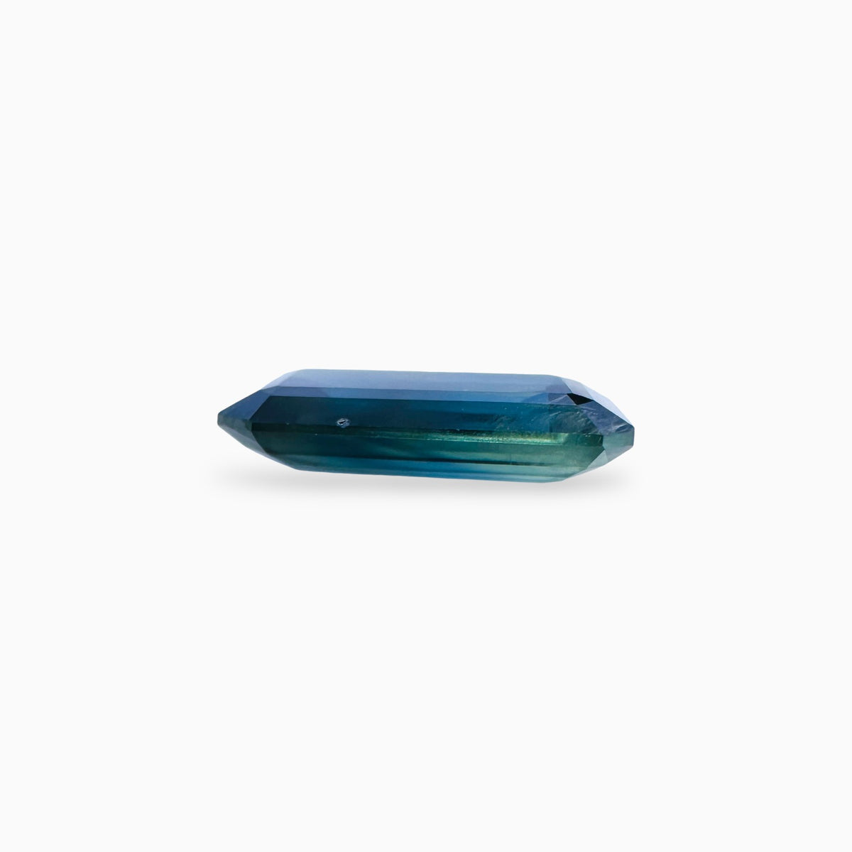 BI Color Sapphire Stone 4.74 Carats 13x8.6 mm