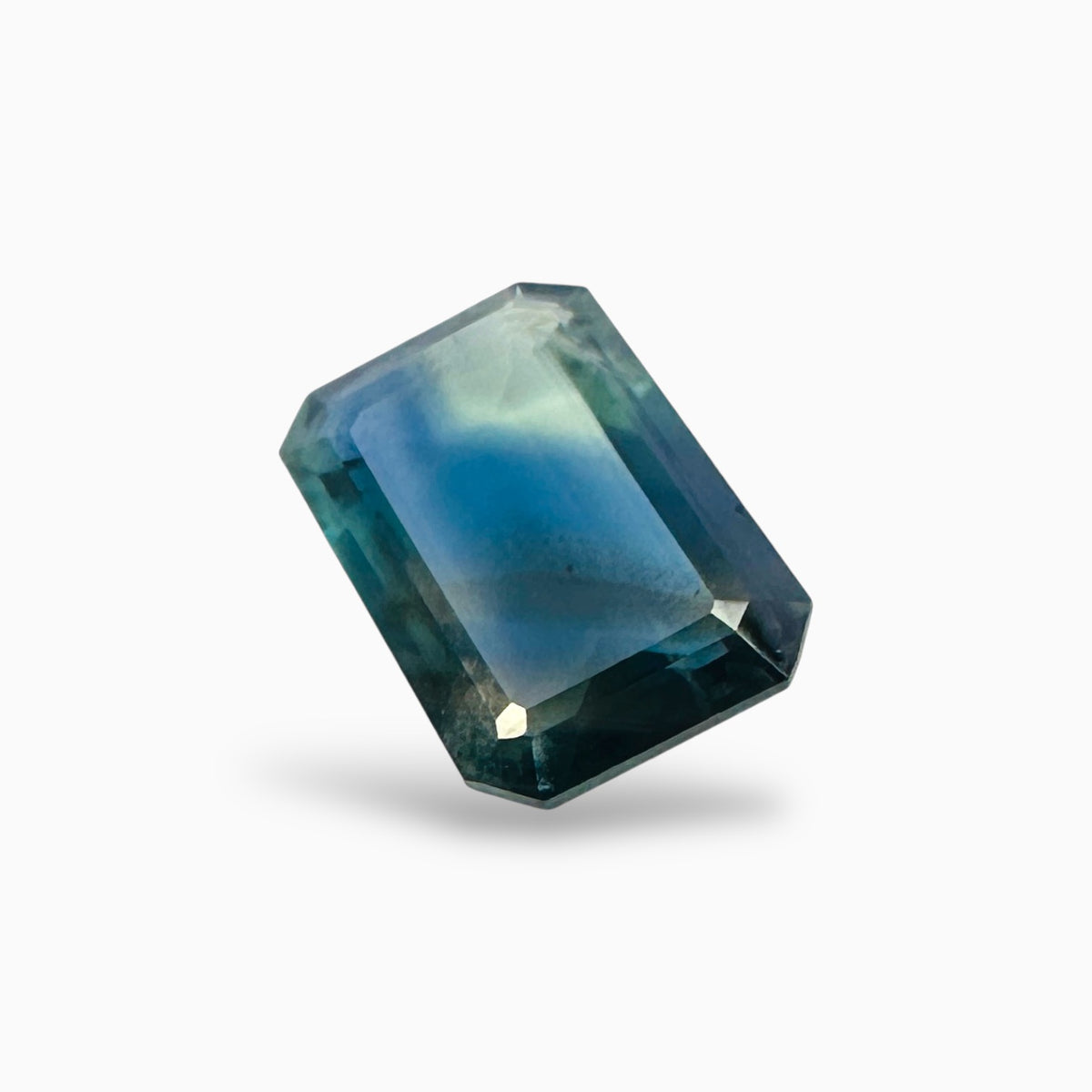 BI Color Sapphire Stone 4.74 Carats 13x8.6 mm