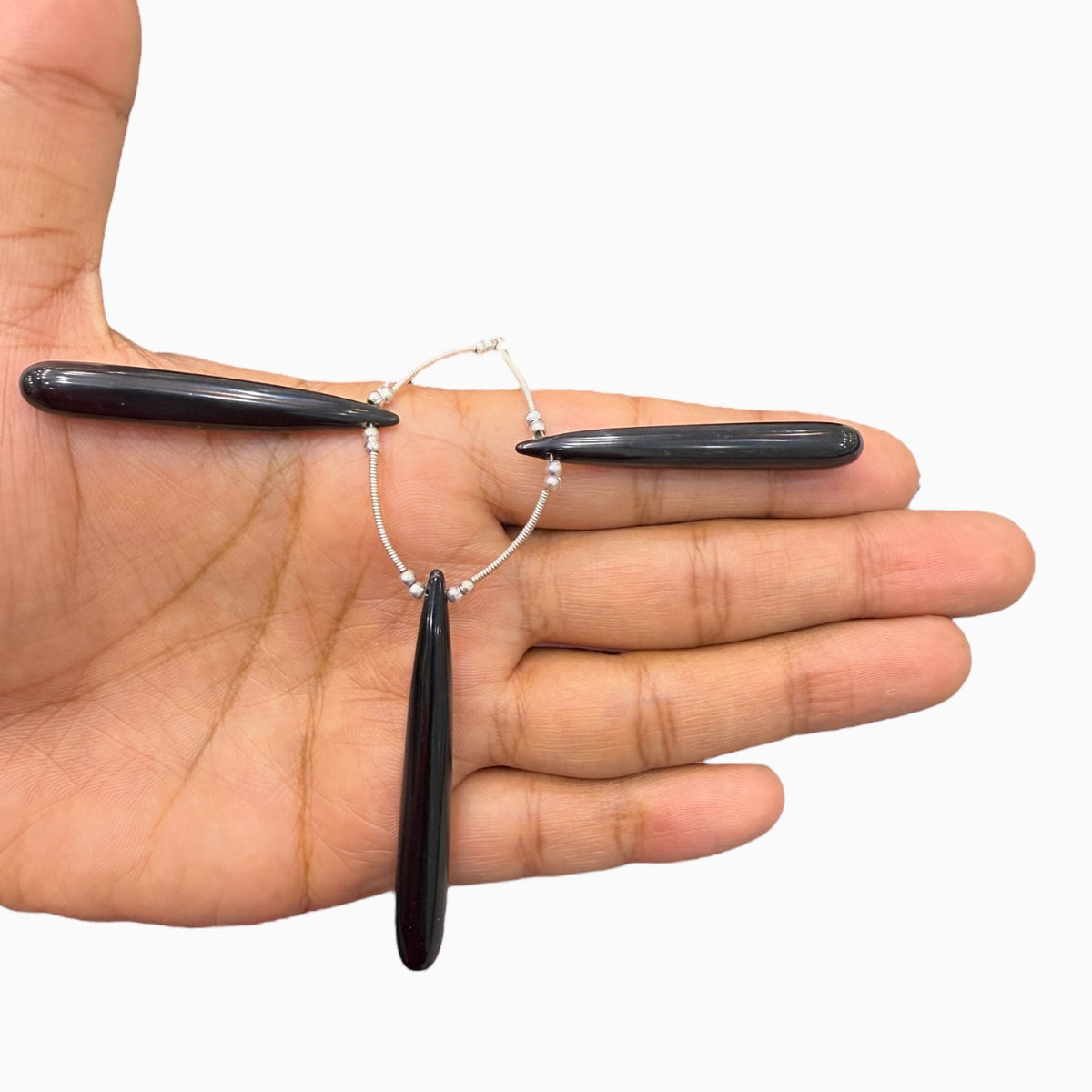 Black Onyx Long Drops For Jewellery From 5 - 25 Carats 5 - 50 mm
