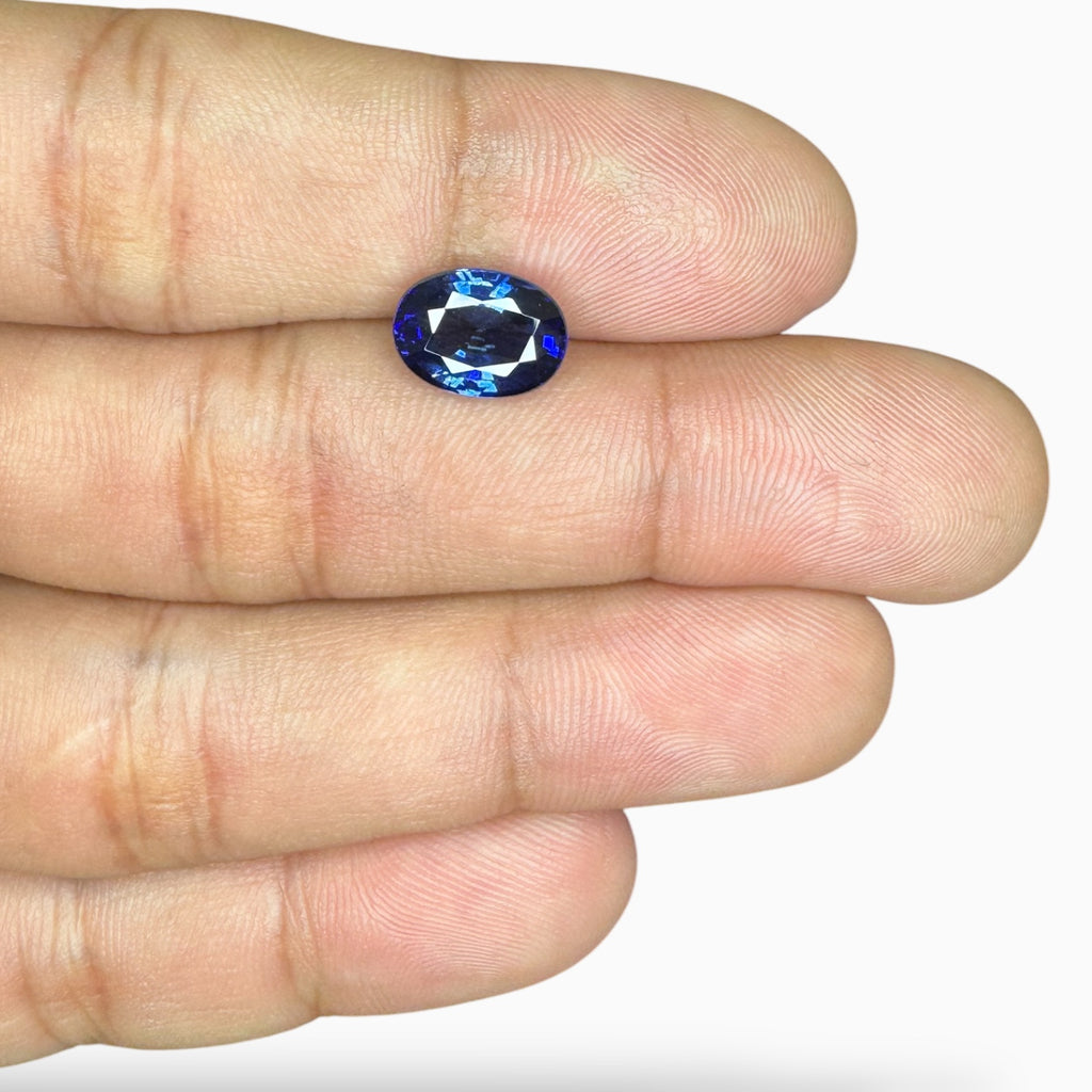 Blue Sapphire Oval Stone From Madagascar 4.13 Carats 10.66 X 7.77 X5.24 mm