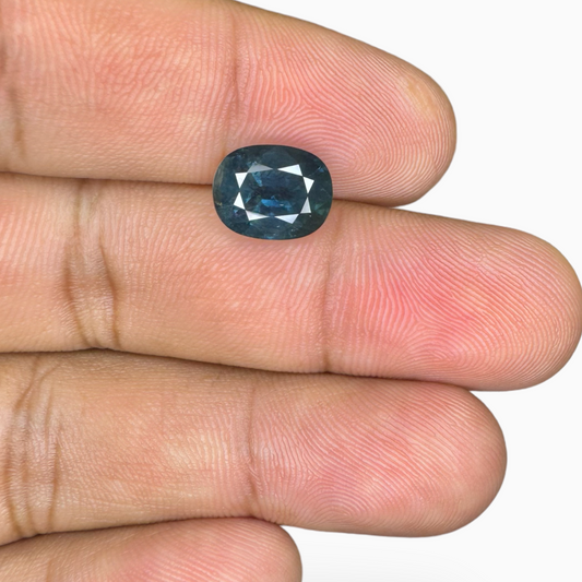 Blue Sapphire Stone 8.40 Carats from Bangkok, Thailand in Dark Blue