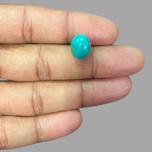 Blue Turquoise Stone 5.05 Carats 12.2 x 9.9 x 6.8 mm in Oval