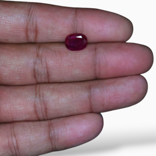 Buy Ruby Gemstone In Oval Shape 3.17 Carats 10.2x8mm Size