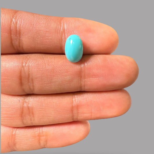 Arizona Turquoise Stone Oval Cabochon 3.13 Carats 11.8 x 7.7 x 4.7 mm