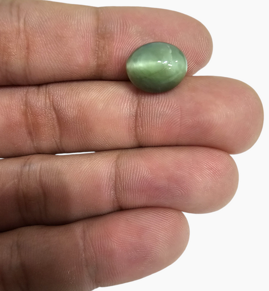 Cats Eye Stone Natural 7.76 Carats Oval Cabochon Size 13X11mm