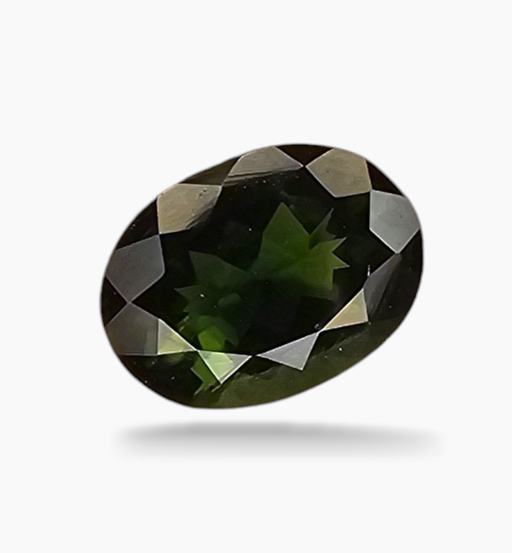 Natural Chrome Diopside Stone From Africa in Oval Shape 1.04 Carats Size 7.8x5.4mm