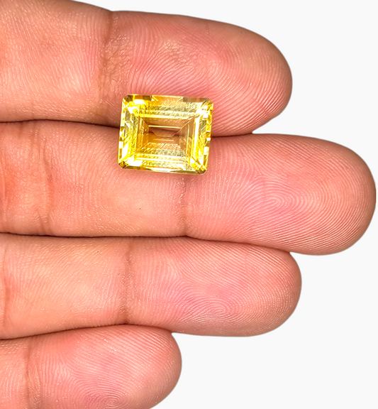 Natural Citrine Stone 4.52 Carats Emerald Cut Shape Size 11x9mm