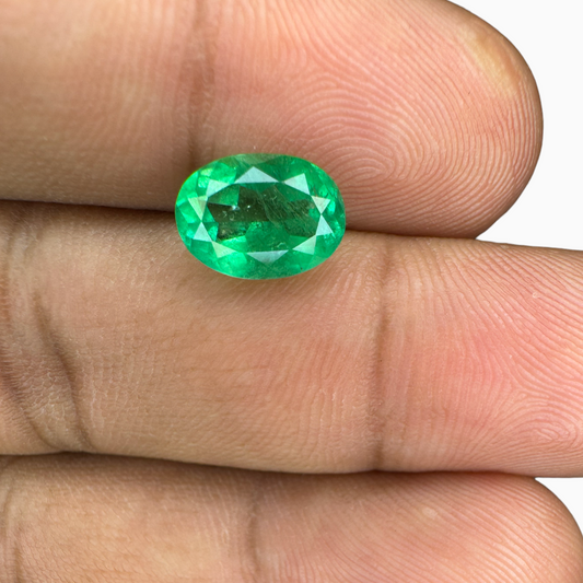 Colombian Emerald Stone Oval Cut 1.87 Carats