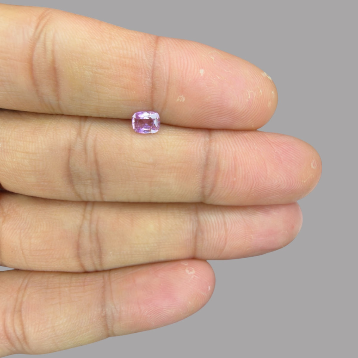 Cushion Cut Shape in Pink Sapphire Gemstone 0.50 Carats & 5.6 x 4.3 mm Size