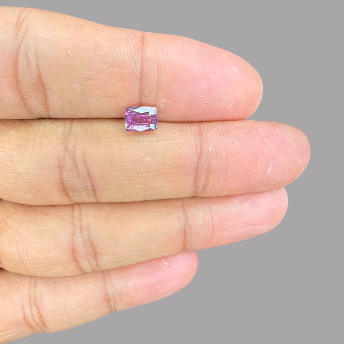 Cushion Cut Shape in Pink Sapphire Gemstone 1.02Carats & 6.3 x 4.7 mm Size