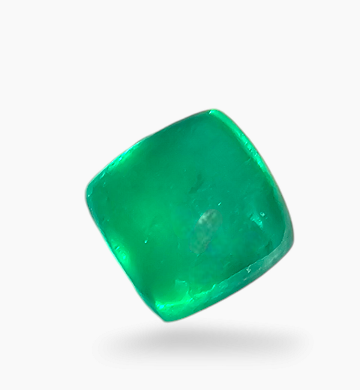 Natural Zambian Emerald Stone 2.58 Carat Sugarloof Shape Size 7.5x7.5mm