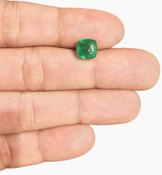 Natural Zambian Emerald Stone 2.90 Carat Sugarloof Shape Size 7.9x7.8mm