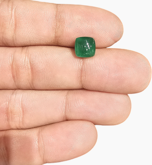 Natural Zambian Emerald Stone 3.06 Carat Sugarloof Shape Size 8x8mm