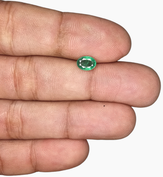 Natural Zambian Emerald Stone 0.72 Carat Oval Shape Size 7x5mm