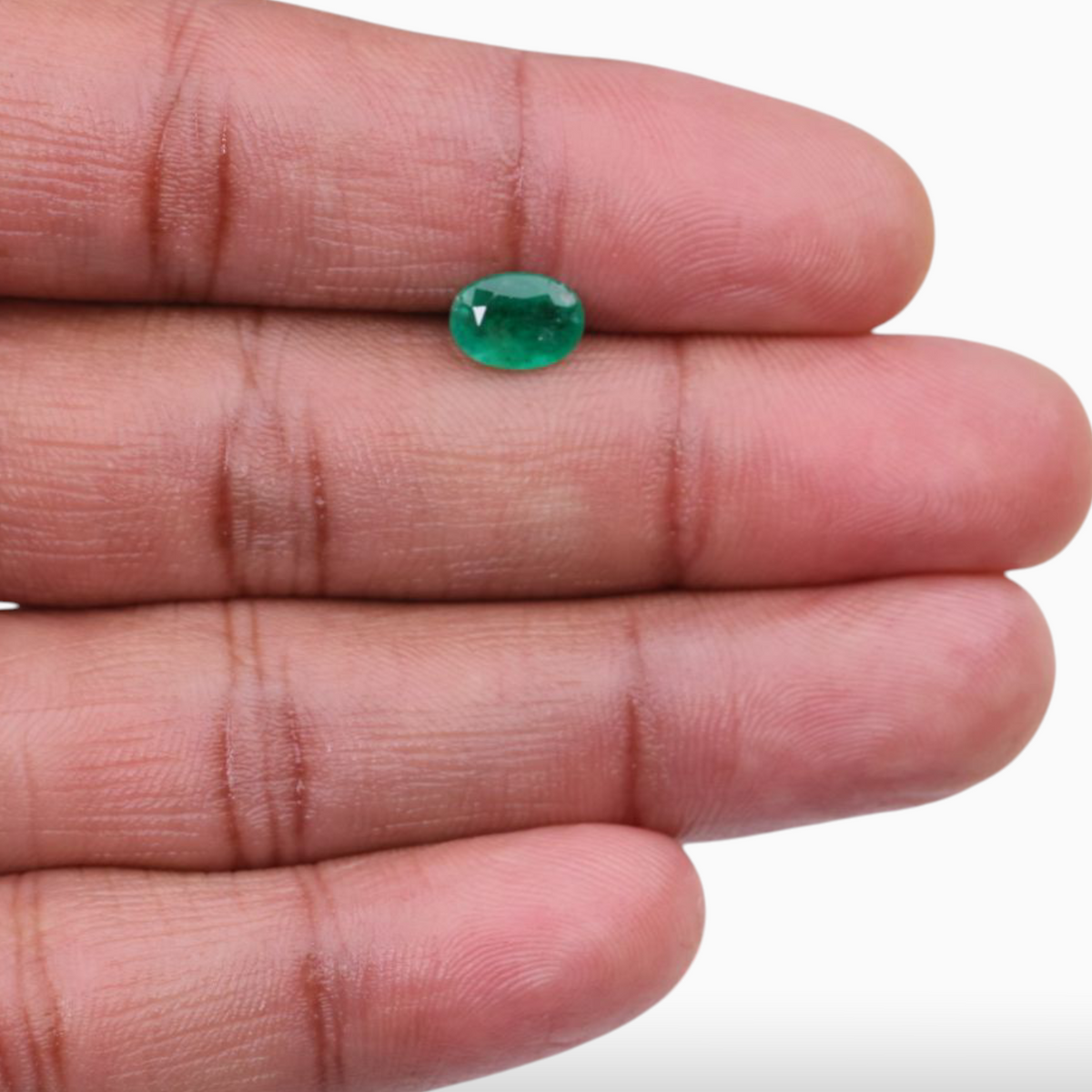 1.19 Carats Online Sale Zambian Emerald Stone In Oval Shape8.4x6mm Size
