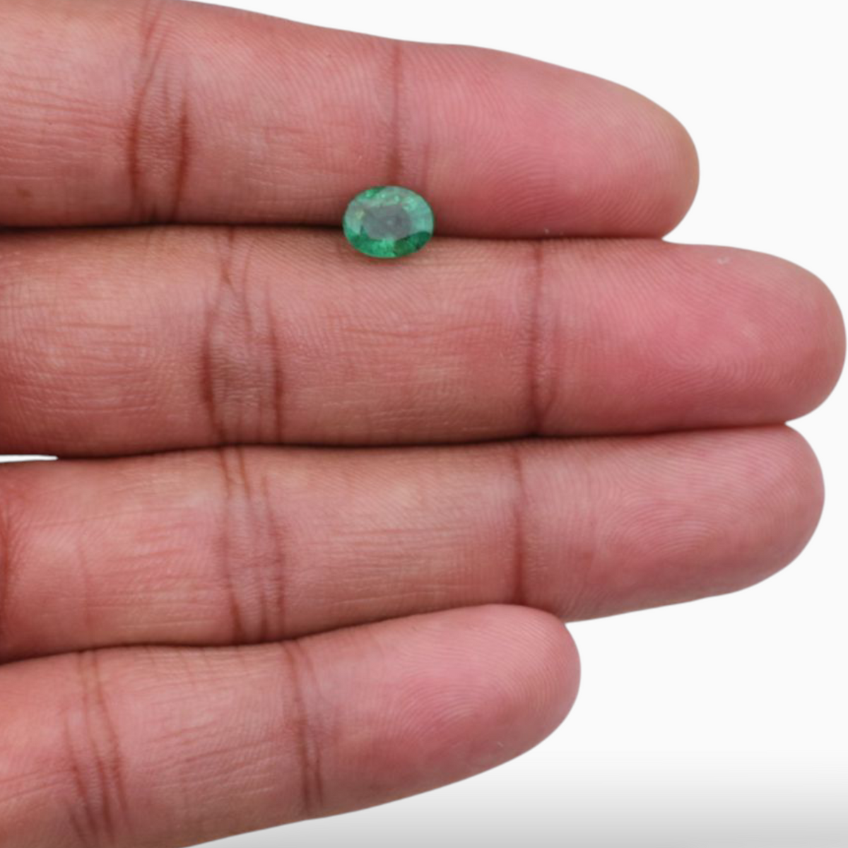 1.15 Carats Purchase Natural Emerald Stone In Oval Shape 7.7x5.6mm Size