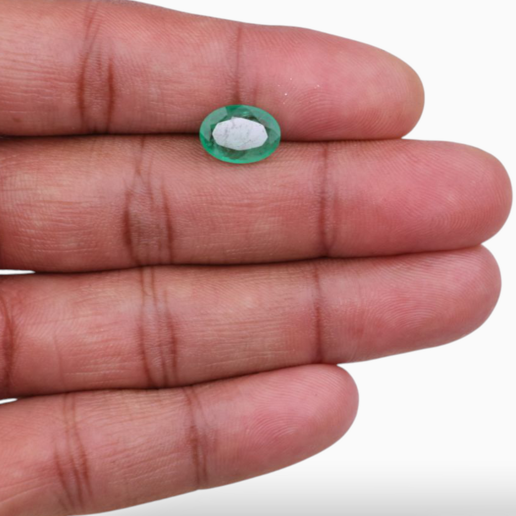 Buy Real Emerald Stone In Oval Shape 2.42 Carats 11.5x8.3mm Size
