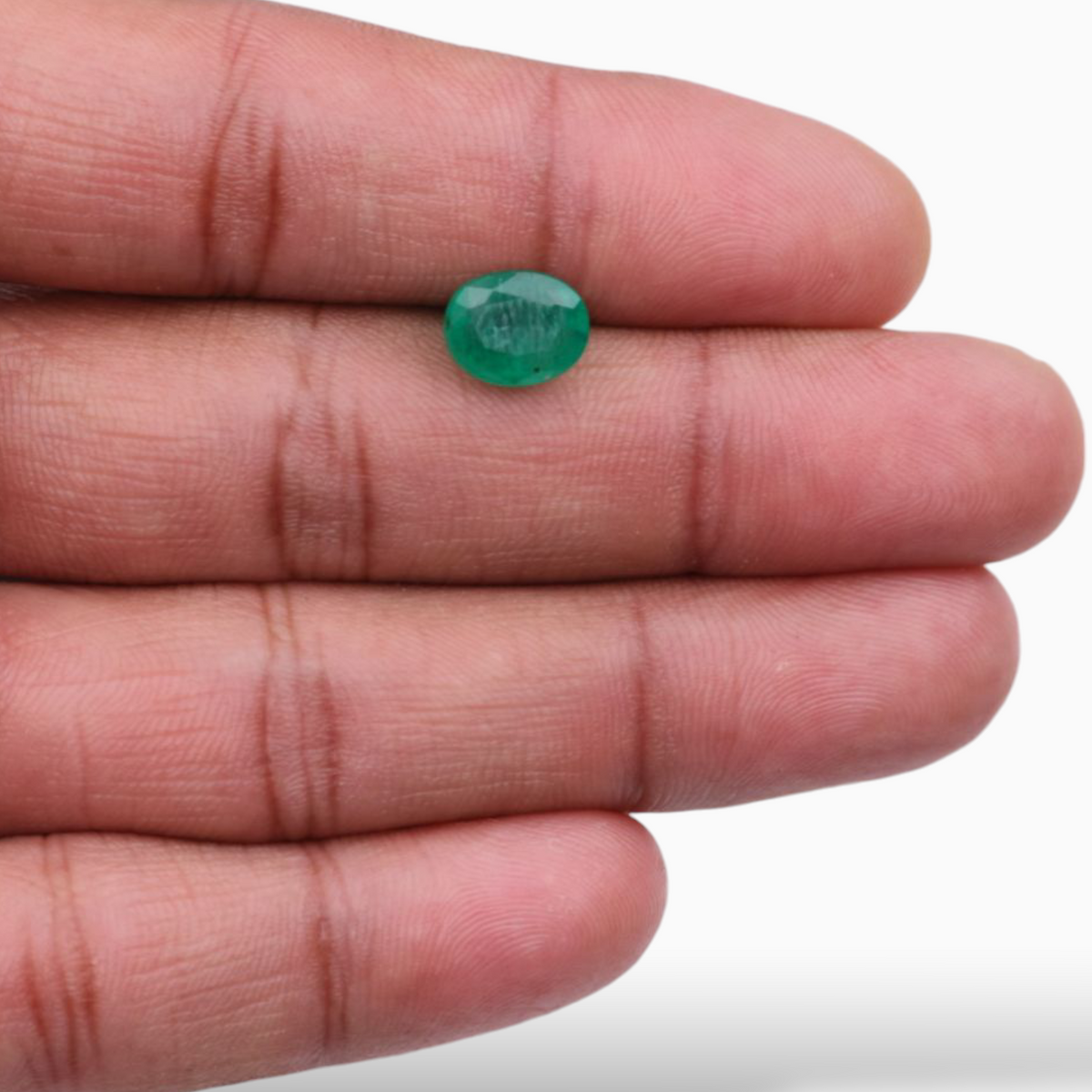 Buy Emerald Online Stone Oval Shape 2.84 Carats 9.5x7.7mm Size