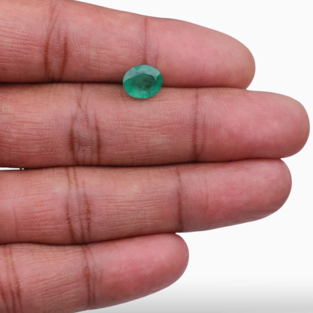 Green Emerald Stone In Oval Shape 2.15 Carats 9.1x7.6mm Size