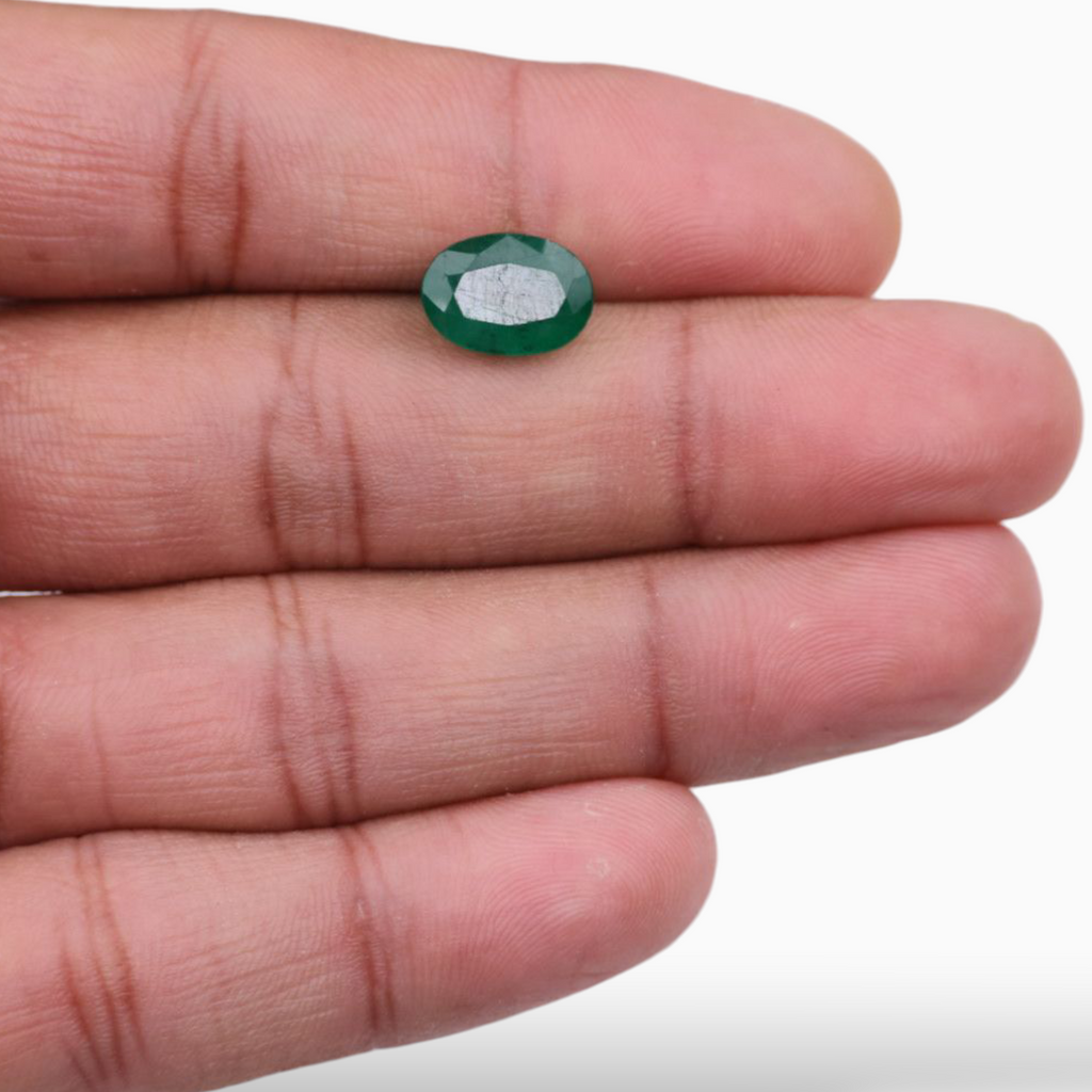 Buy Original Panna Gemstone For Sale Oval Shape 3.05 Carats 11.5x8.1mm Size