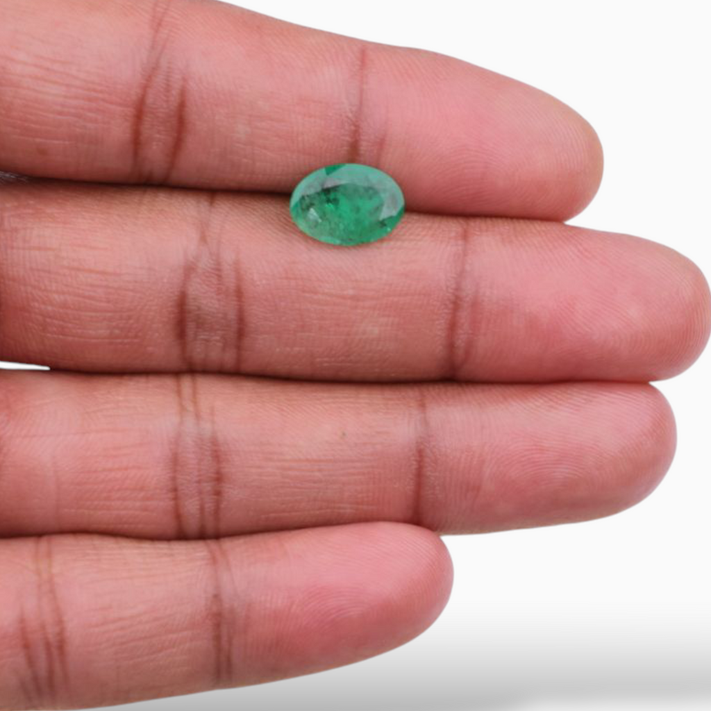 Emerald Stone Natural In Oval Shape 2.19 Carats 11.7x8.3mm Size