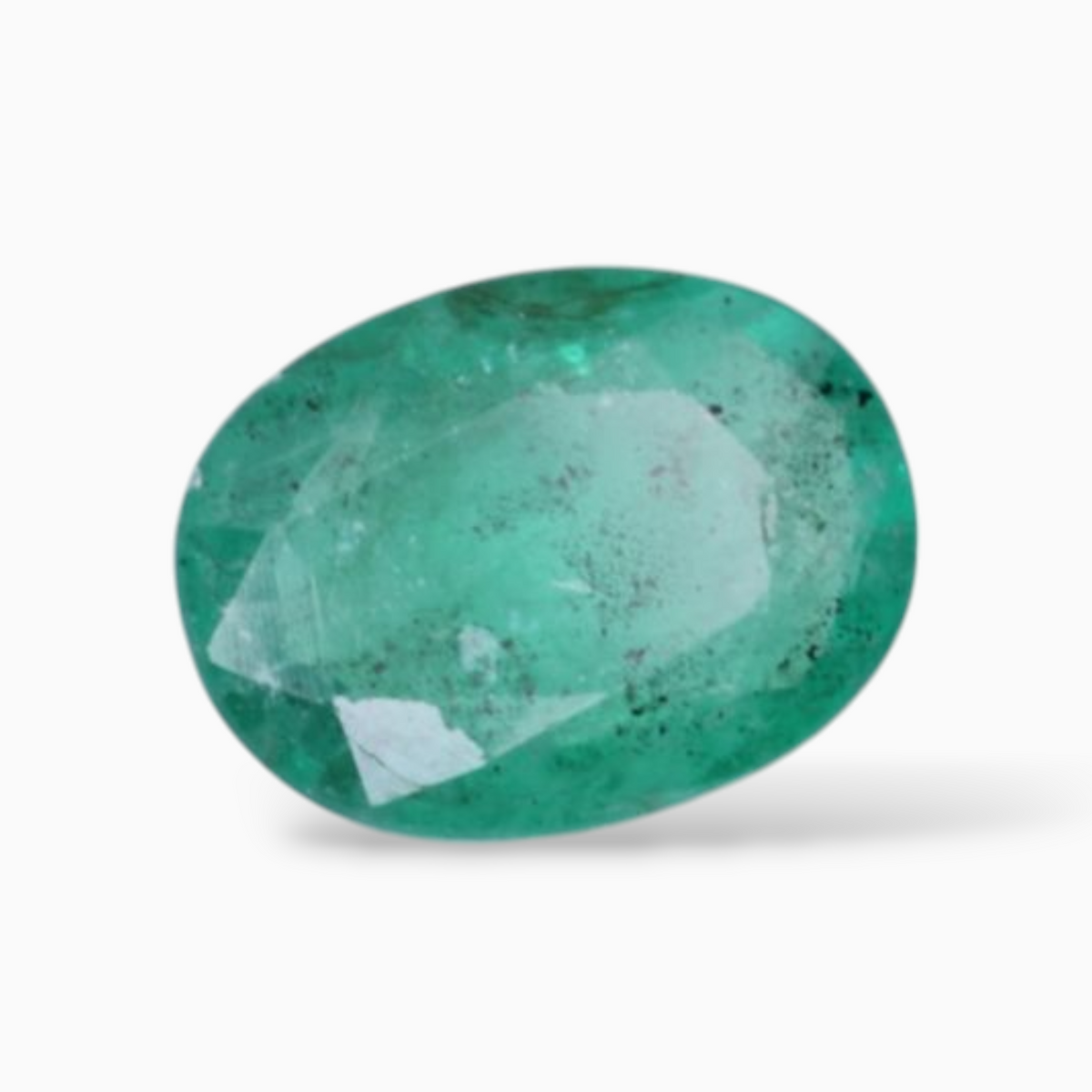 Oval Shape 1.75 Carats 9.8x7.3mm Size In Emerald Gemstone