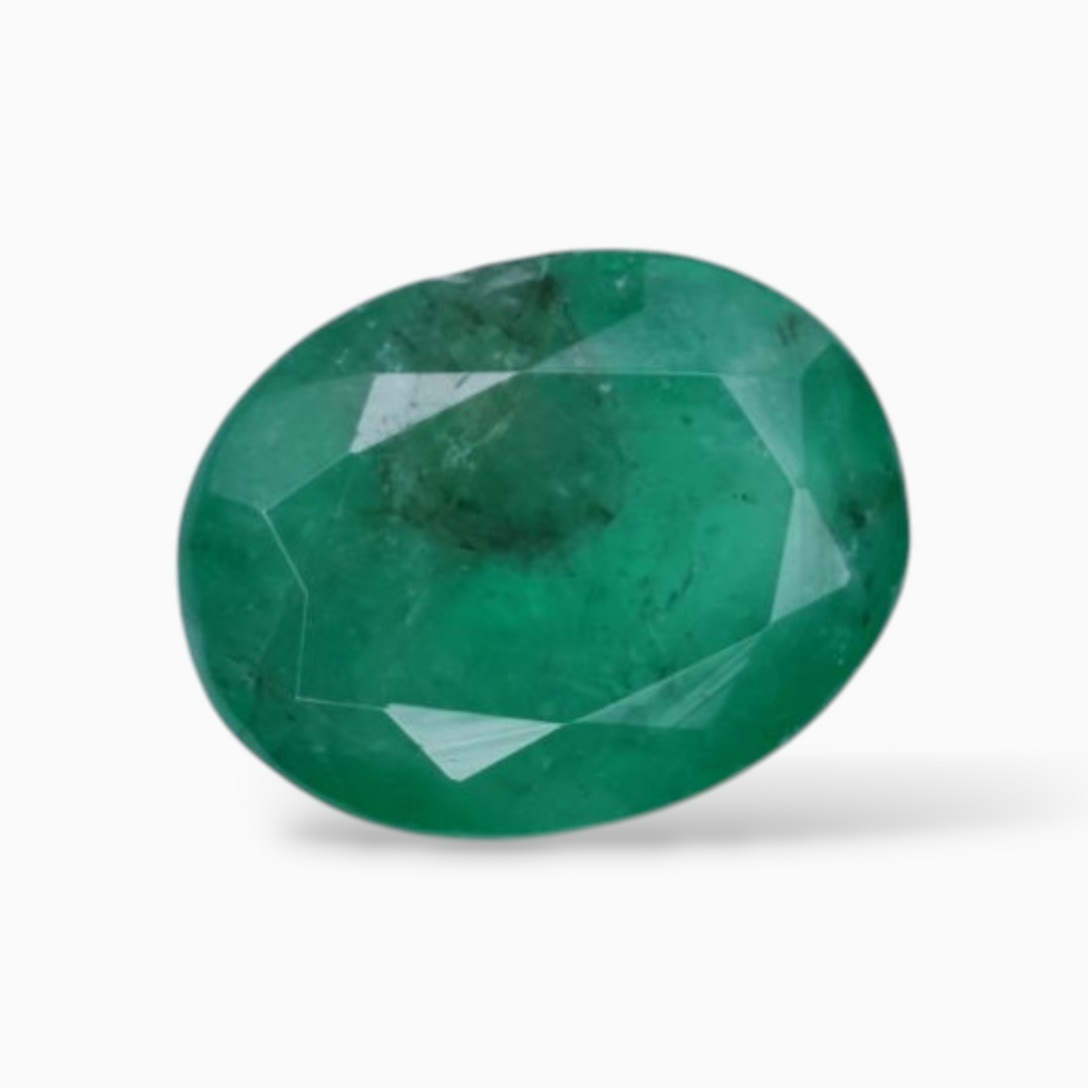 2.78 Carats Emerald Gemnstone In Oval Shape & Size 9.8x7.6mm