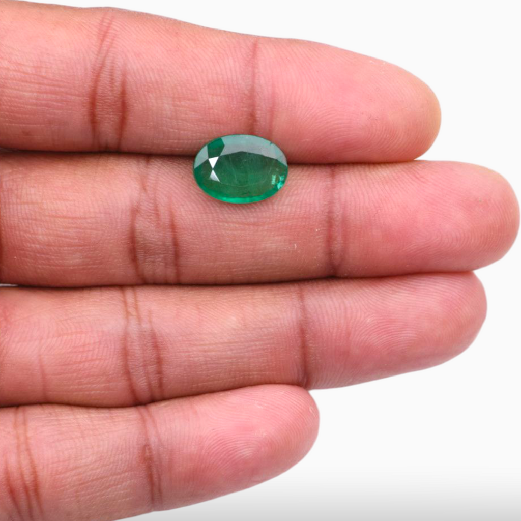 Buy Genuine Emerald  For Sale Oval Shape 3.53 Carats 13.4x9.8mm Size