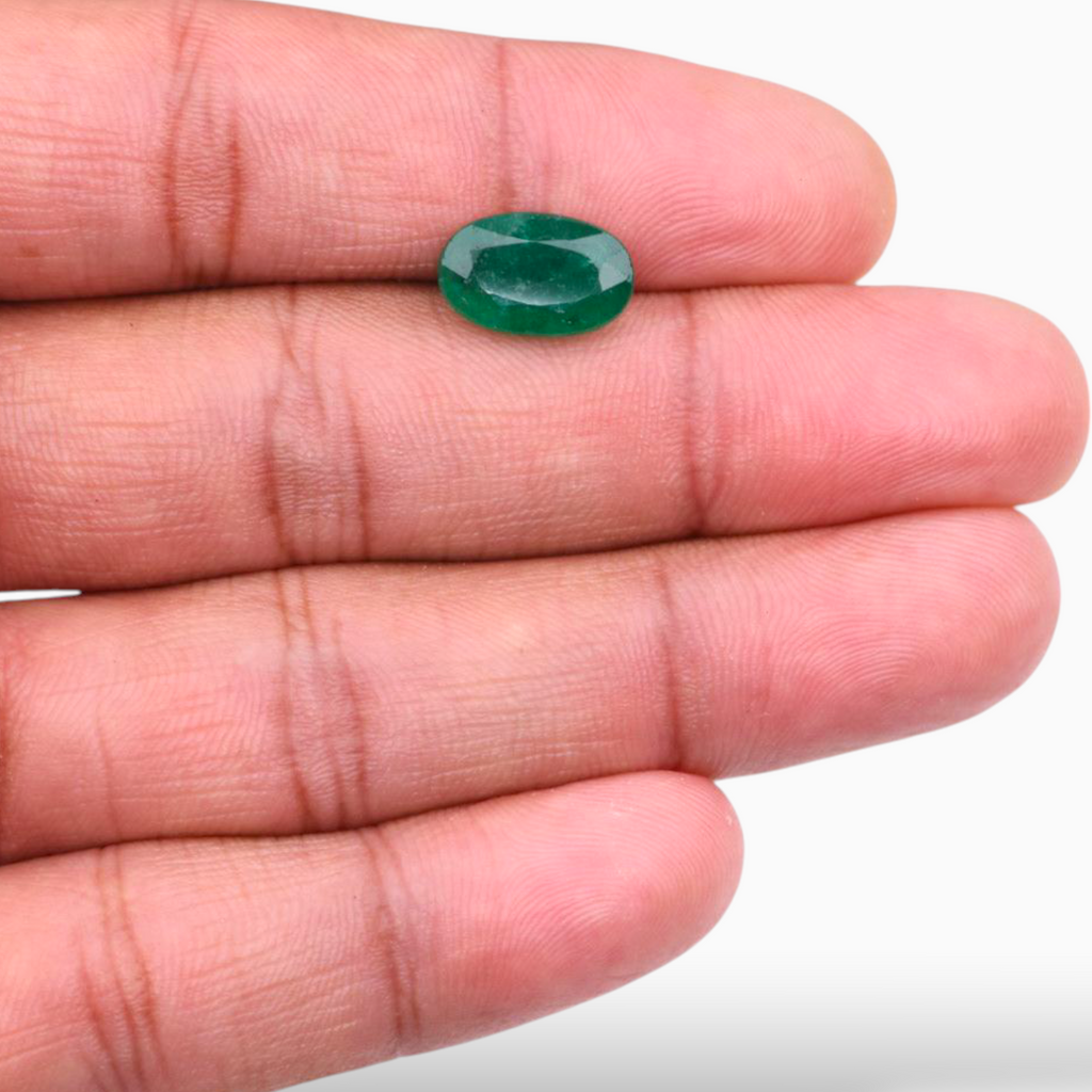 Buy Zambian Emerald Stone Oval Shape 4.09 Carats 13x8.1mm Size