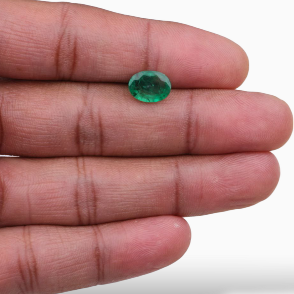 Natural Green Emerald Gemstone For Sale Oval Shape 2.13 Carats 10.6x8.8mm Size