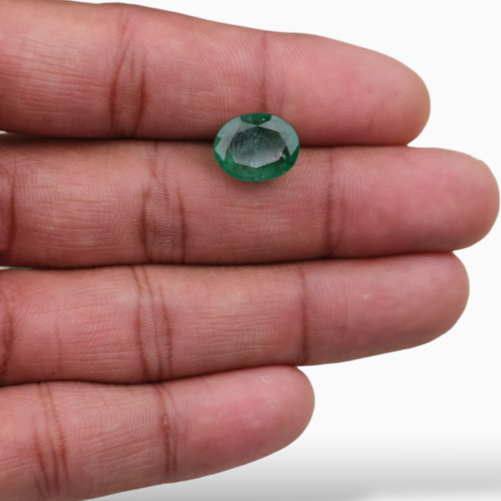 Buy Original Emerald Gemstone Oval Shape 5.66 Carats 12.6x10mm Size