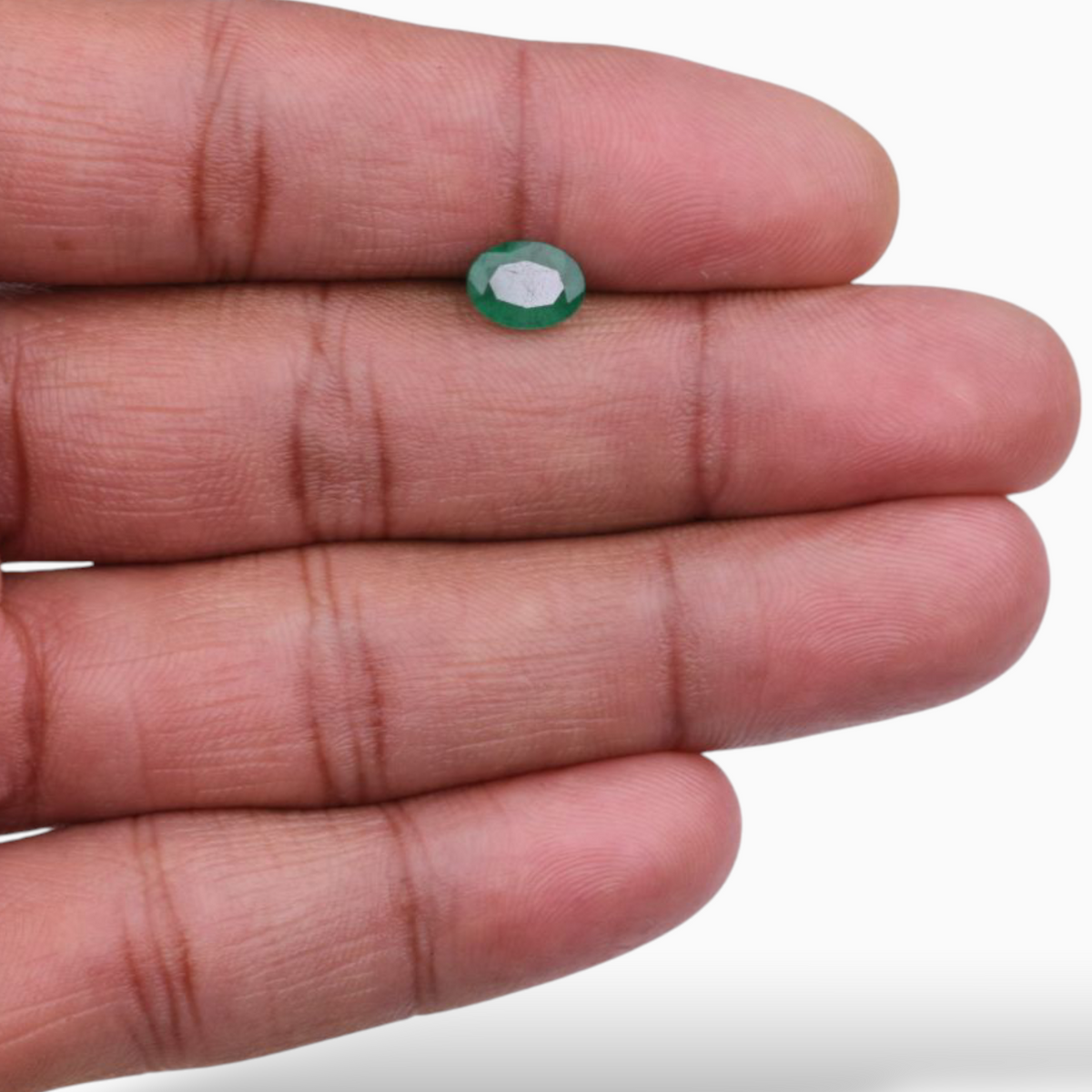 Natural Green Emerald Gemstone For Sale Oval Shape 1.29 Carats 8x6mm Size
