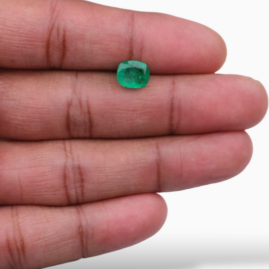 Buy Panna Online Stone Oval Shape 2.08 Carats 8.8x7.4mm Size