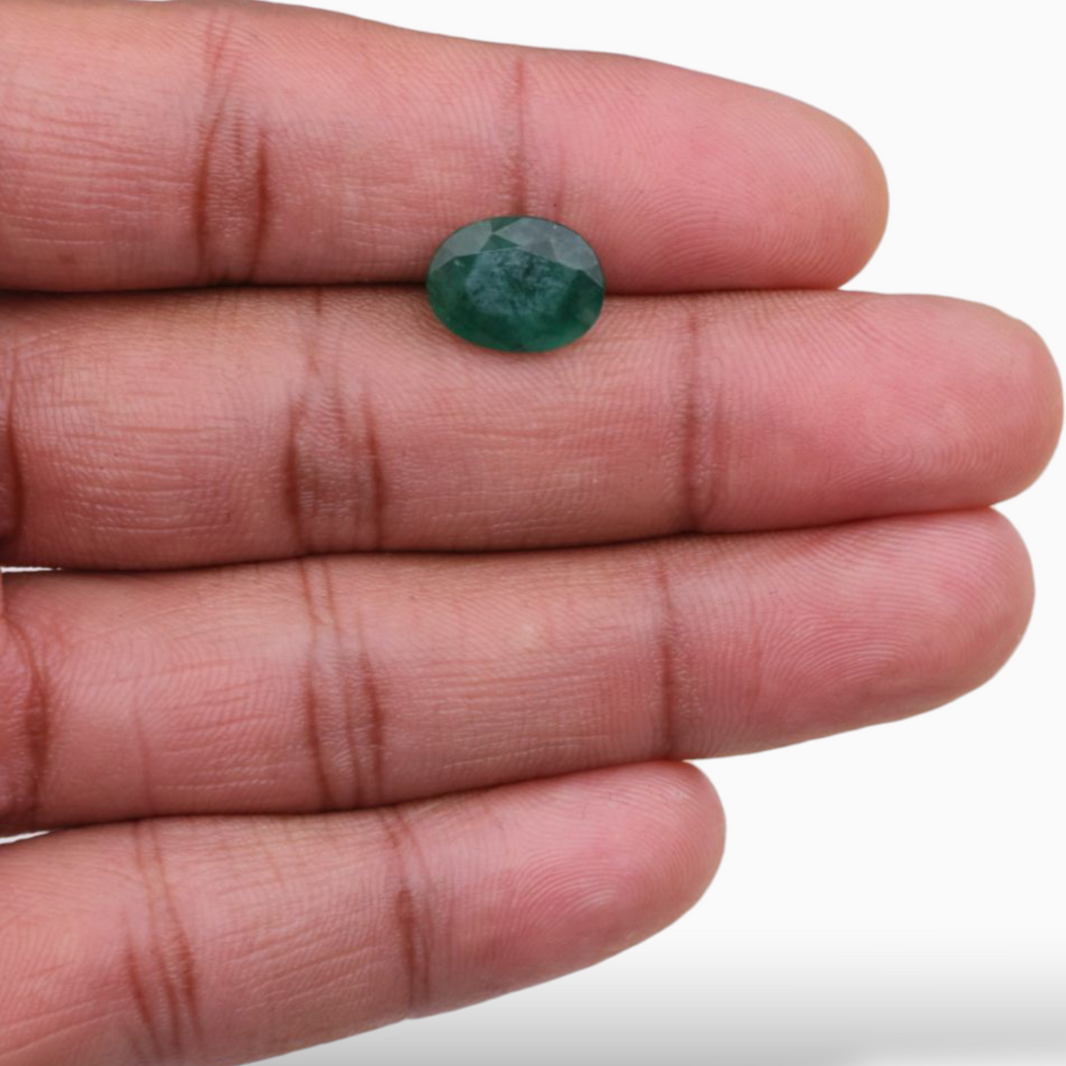 3.43 Carats Original Emerald Gemstone For Sale Oval Shape  12.3x9.5mm Size