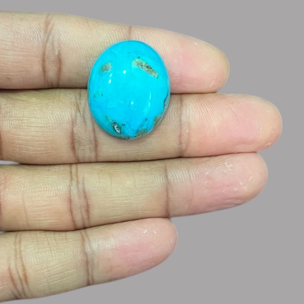 Firoza Ratna 29.43 Carats 25.7 x 21.27 x 8.3 mm in Oval