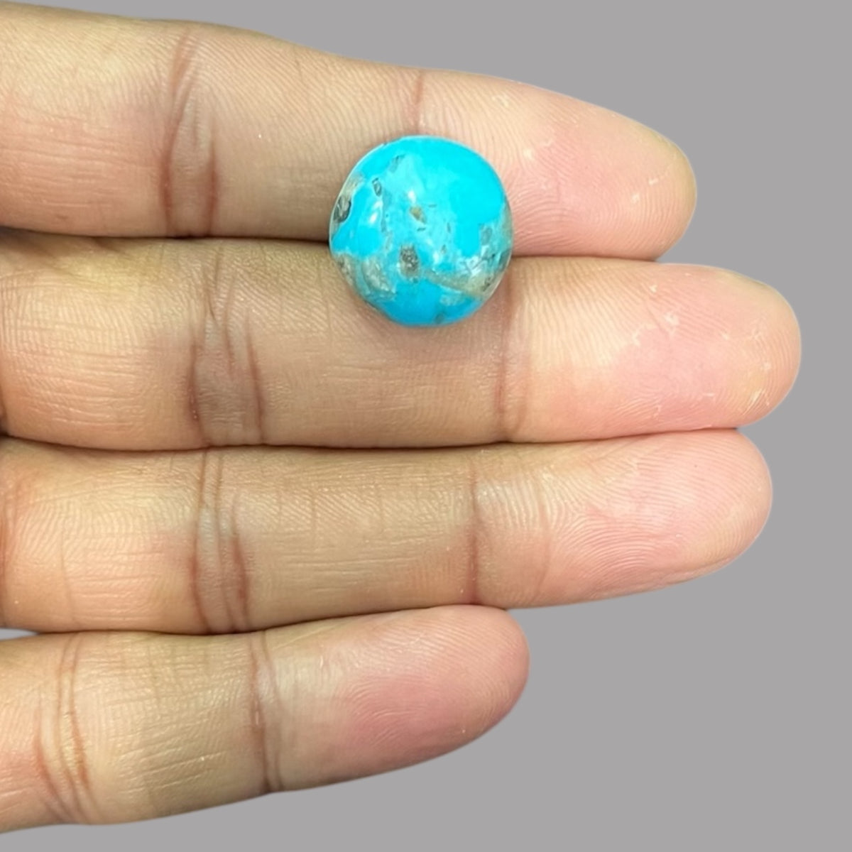 Firoza Ratna Original 15.15 Carats 16.7 x 16 x 10.4 mm in Oval  