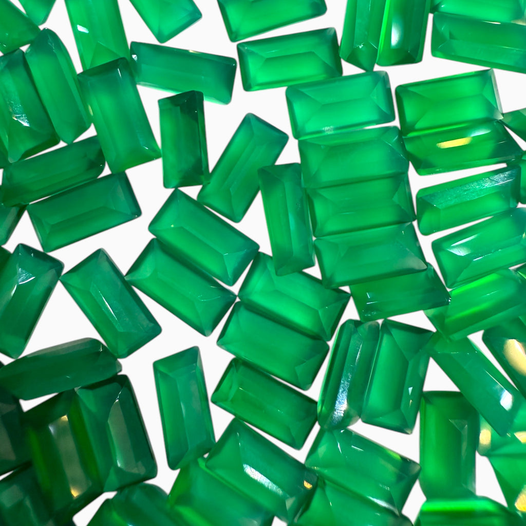 Green Onyx Baguette Cut Stone 6x3 mm Lot For Jewellery 0.34 Carats Per Piece