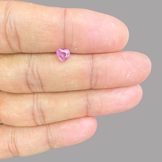 Heart Shape in Pink Sapphire Gemstone 0.50 Carats & 5.2 x 5.4 mm Size