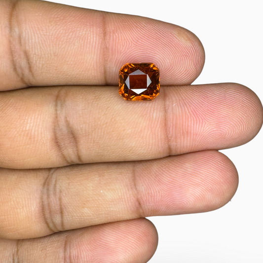 Hessonite Gomed Garnet Stone 3.53 Carats 8x7 mm