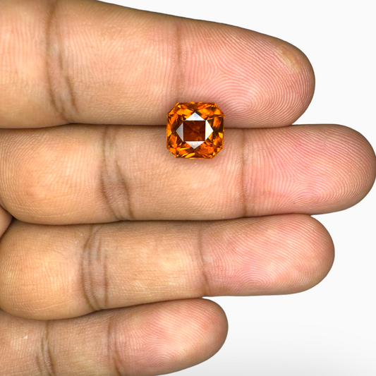 Natural Hessonite Garnet Stone 4.1 Carats OrangeRed Color Asscher Shape 8X7mm