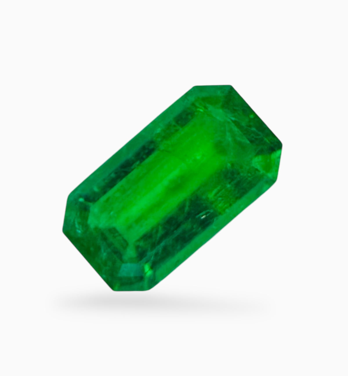 Natural Zambian Emerald Stone 2.89 Carats Size 12.32x6.90x4.19mm