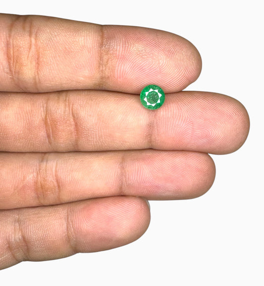 Natural Zambian Emerald Stone Round Shape 0.94 Carats 6.4x6.3mm