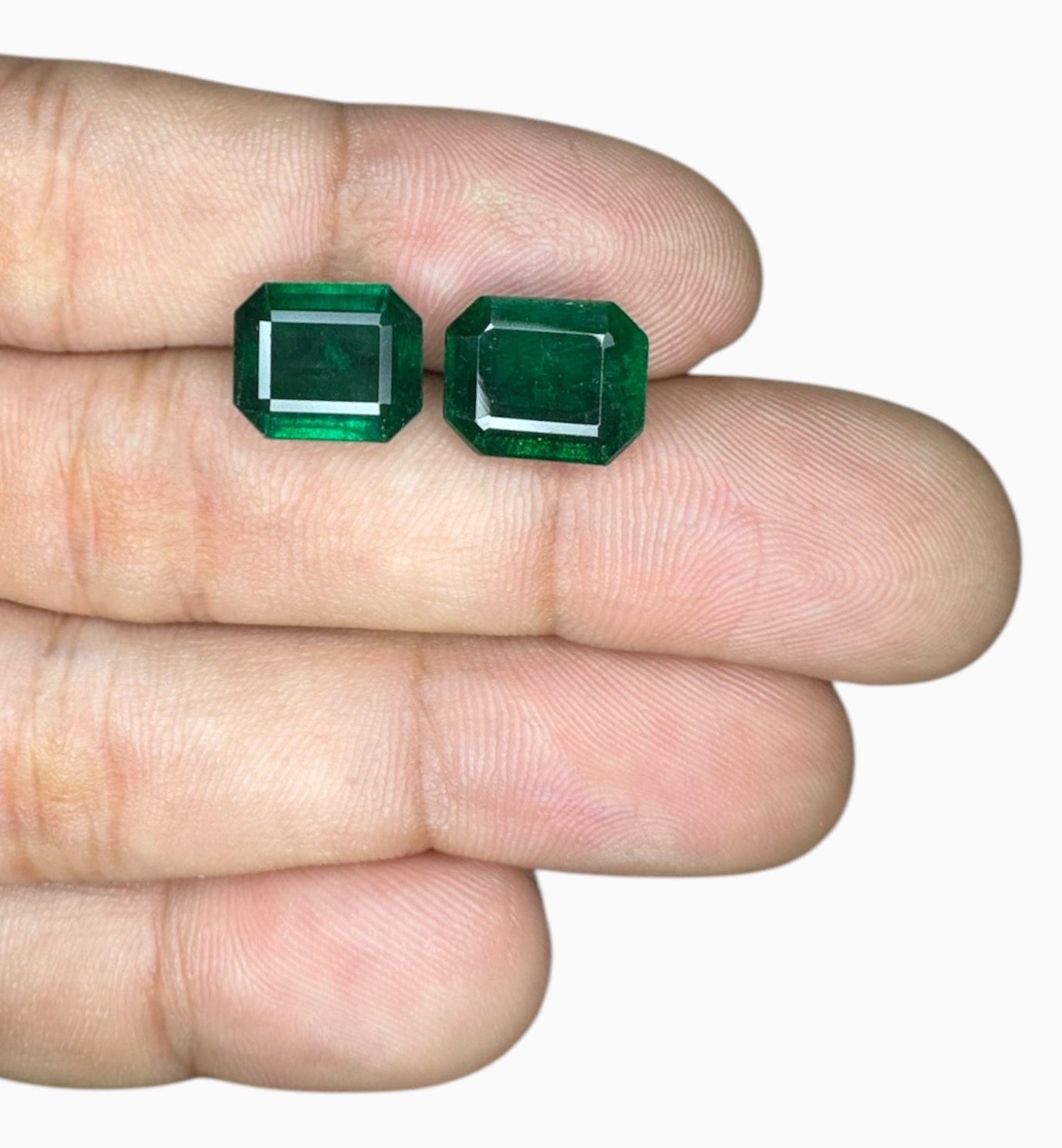 Zambian Emerald Round 4mm Approximately 0.43 Carat Matching Pair, May Birthstone, Faceted hot Emerald, Deep Green Color, For Earrings (42525)