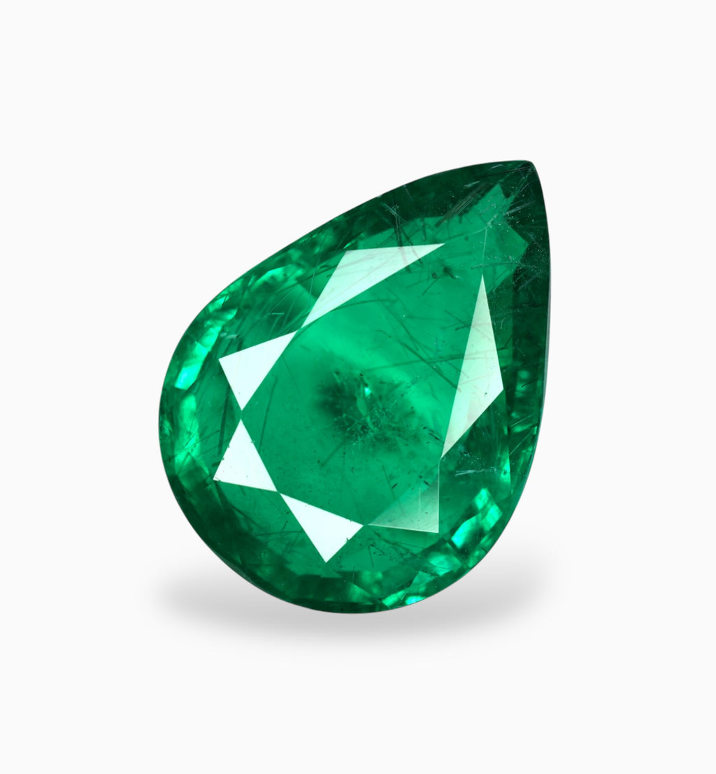 Natural Russian Emerald Stone 9.04 Carats  17.7x13.2mm