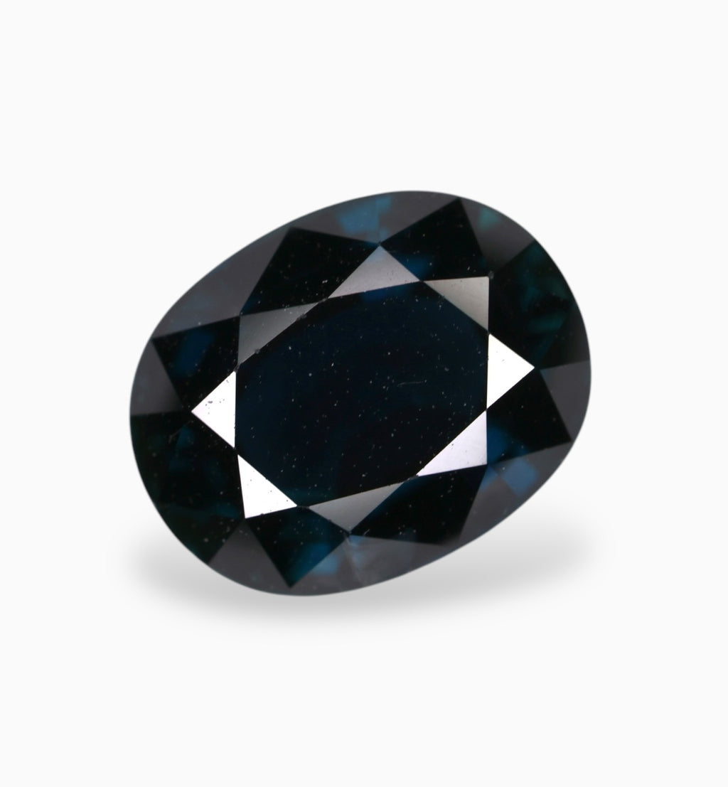 Natural Blue Sapphire Precious Stone 2.48 Carats 8.5x6.6mm