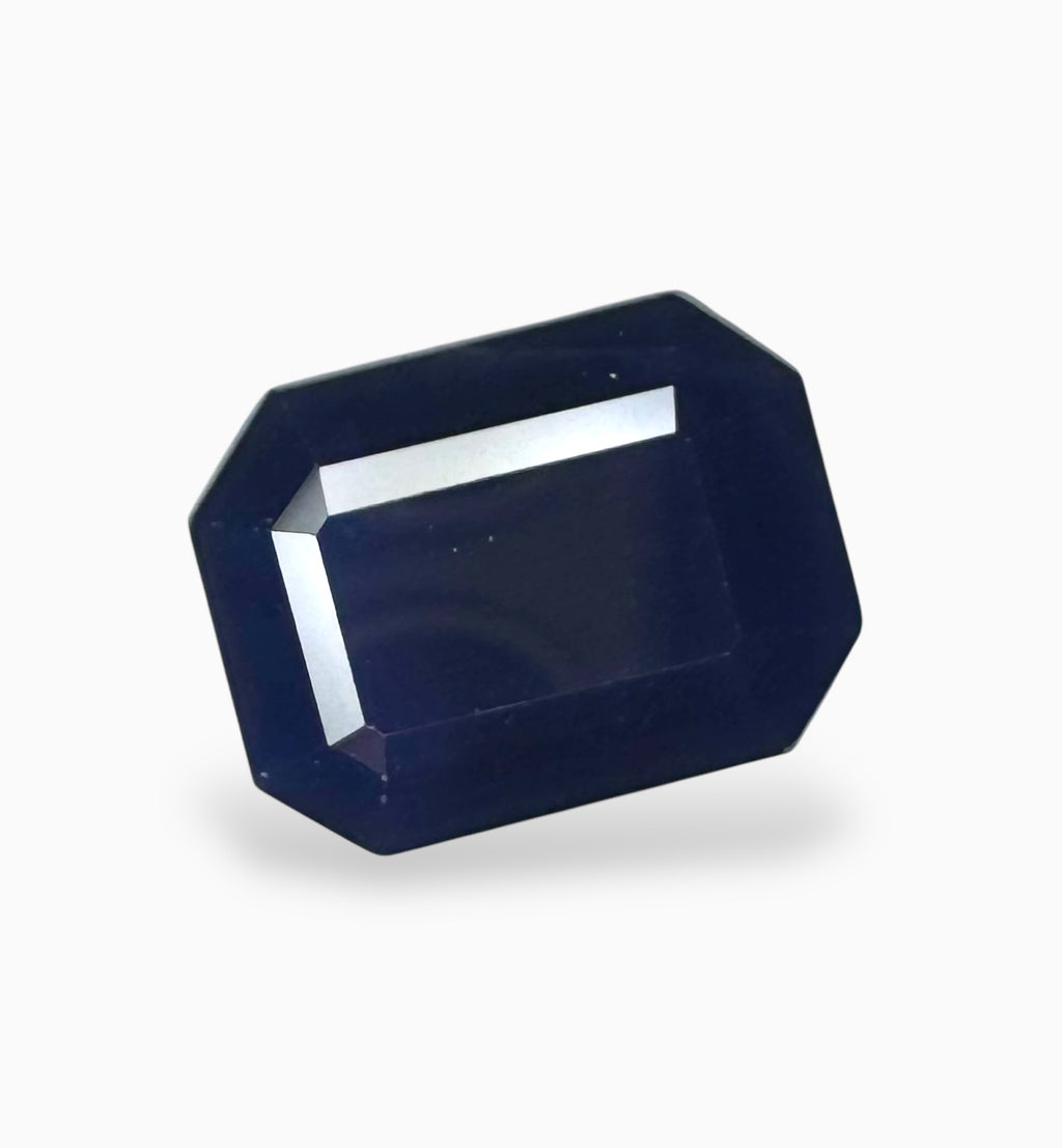 Natural Blue Sapphire Precious Stone 12.12 Carats 14.31x10.86mm