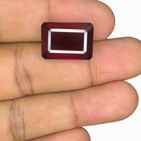 Natural Hessonite Garnet Stone 14.76 Carats Emerald Cut ( 16X13mm )