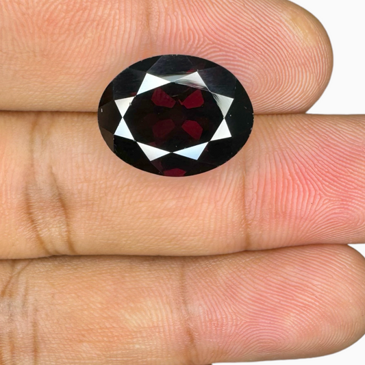 Natural Dark Red Almandine Garnet Oval Shape (Pyrope) 12.26 Carats 16X12.5mm