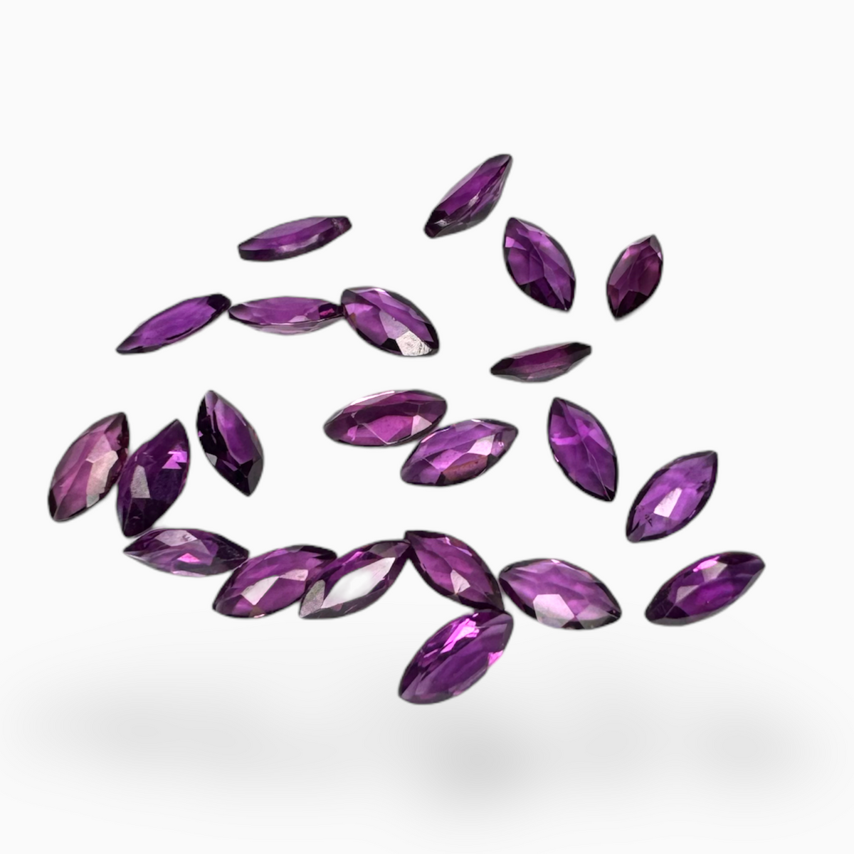 Original Purplish Pink Color Rhodolite Garnet Marquise Shape 0.33 Carats 6X3 mm